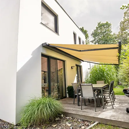 Strandhaus Bernsteinsammler Tatil Evi Sellin (Rugen)