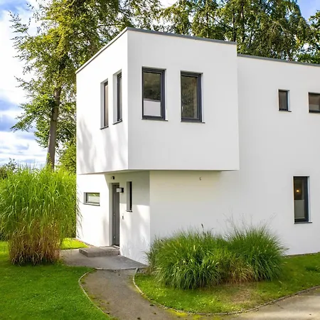 Strandhaus Bernsteinsammler Tatil Evi Sellin (Rugen)