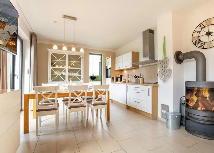 Strandhaus Bernsteinsammler Sellin (Rugen)