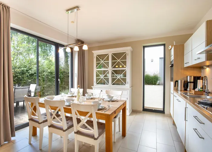 Strandhaus Bernsteinsammler Sellin (Rugen)